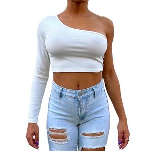 2x1 DEAL two white tops, summer vibes